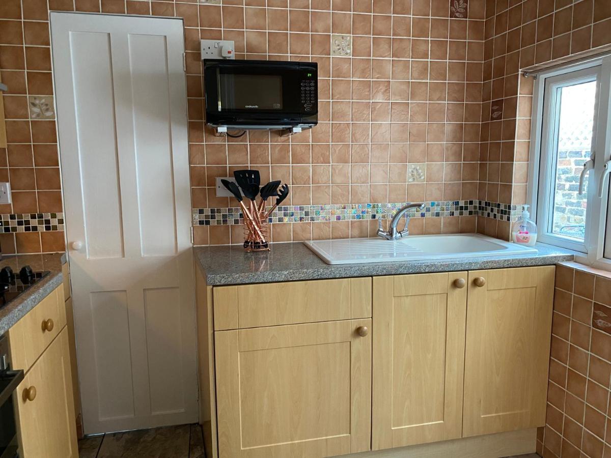 Cosy 2 Bedroom House -2023, 2024 &2025 Award Winner! Ramsgate Bagian luar foto